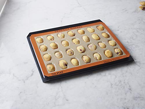 Silpat Cook N' Cool Perforated Baking Tray, Aluminum, 11 5/8” X 16 1/2” #TOP6