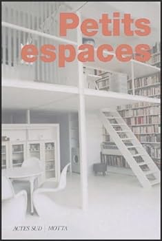 Paperback Petits espaces (MOTTA) [French] Book