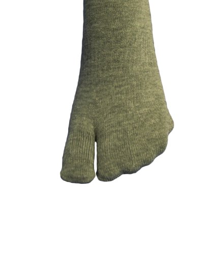 Image of COUVER Quarter - Midcalf High Flip Flop, Split toe Socks for Women, Tabi Big Toe Socks