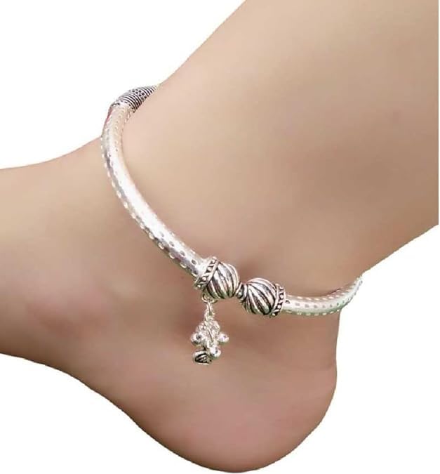 Women's Traditional Ethnic Fancy Fashion Foot Jewellery Silver Plated White Metal Ghungroo Painjan Payal Leg Chain Stylish Imitation Pair Of Alloy Ankle Alloy Anklet