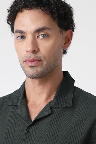 Image of Peter England Men's Casual Half Sleeve Resort Collar Shirt in 100% Cotton Seersucker with Striped Design