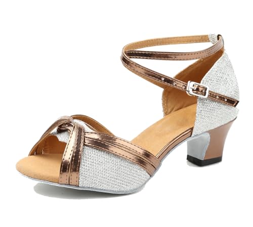 Chaussures de bal femme à bout ouvert : finis les pieds serrés en soirée