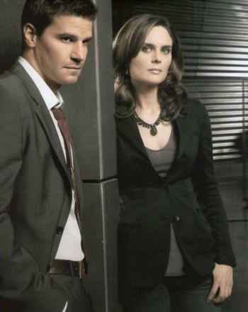 Amazon.co.jp: ブロマイド写真☆海外ドラマ『BONES(ボーンズ)骨は語る