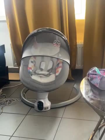 Elektrische Babyschommel - Wiegschommel - Automatische Wipstoel Voor Je Baby Schommelstoel Geel Zwart Babyswing 5 Snelheden Uitneembare Wasbare Wipstoelhoes