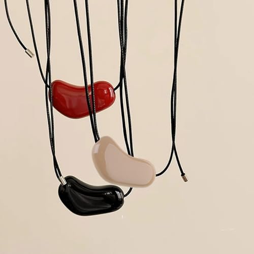 Collier petit cœur à la mode en résine rouge avec sa chaîne réglable - 4