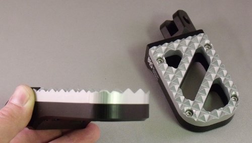 Knight Design 3/4 Inch Lowered Front Foot Pegs For Kawasaki Klr-650, Hunter Wide Traction Tread, Black Anodized #TOP5
