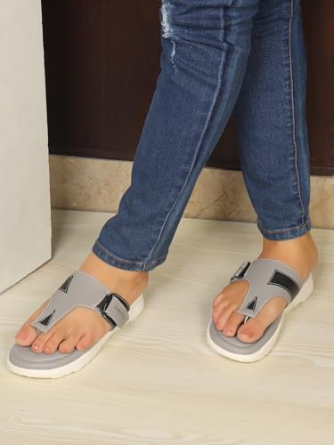 Image of Carlton London women's Adjustable Strap Thong Comfort Slipper