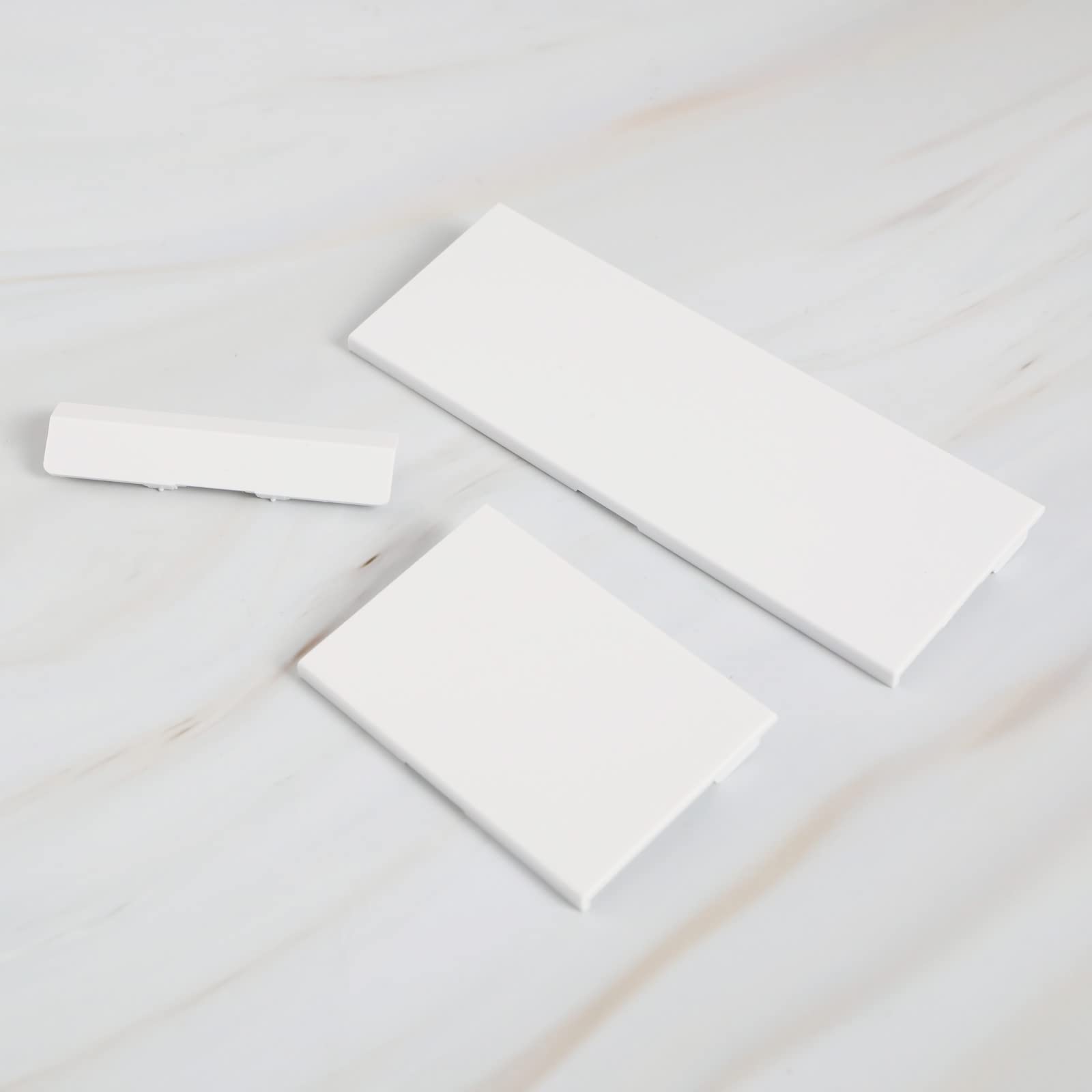 ECSiNG 2 juegos (6 piezas) de repuesto para tarjeta de memoria de puerta ranura para puerta kit de cubierta de carcasa protectora piezas de reparación 3 en 1 compatible con consola Wii, blanco