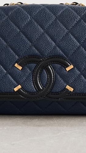 CHANEL Women's Pre-Loved Caviar Filigree Flap Bag4