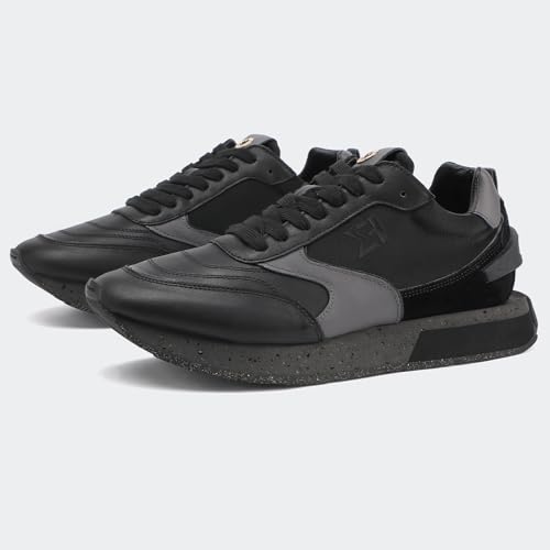 The SJ600 is a Classy Trainer Sneaker. The Perforations on The Side and its Nappa Leather Make it a Gentleman Sneaker for All Occasions.3