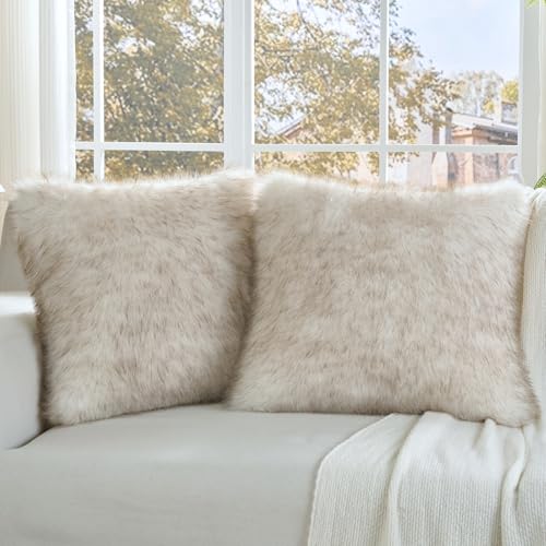 FUTEI Pack of 2 Faux Fox Fur Throw Pillow Covers 18x18 Inch Soft Fluffy Decorative Cushion Case Modern Farmhouse Accent for Couch Bed Living Room Coffee White