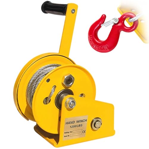 【Design ingegnoso】: 1. Questo mini argano manuale è dotato di un'impugnatura ergonomica in gomma antiscivolo per una presa comoda e una riduzione dell'affaticamento durante l'uso prolungato. 2. La combinazione di un cuscinetto che consente di risparmiare manodopera e di una fune in acciaio pieno antitorsione riduce efficacemente l'attrito meccanico, risparmiando fatica e prolungando la durata dell'attrezzatura. 3. Installazione semplice, che non richiede attrezzi complicati.