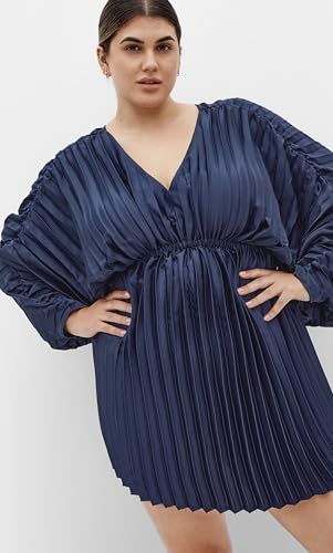 Image of City Chic Women's Plus Size Dress - Chloe Accordion Sleeve Pleat