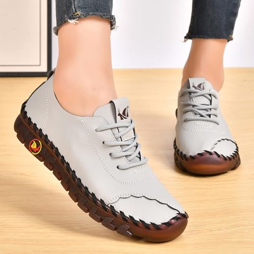 Image of Women's Tendon Soft Sole Casual Orthopedic Shoes Fashion HandSewing Leather Non-Slip Flat Loafers Low-top Outdoor Comfy Breathable Walk Mam Nurse Shoes