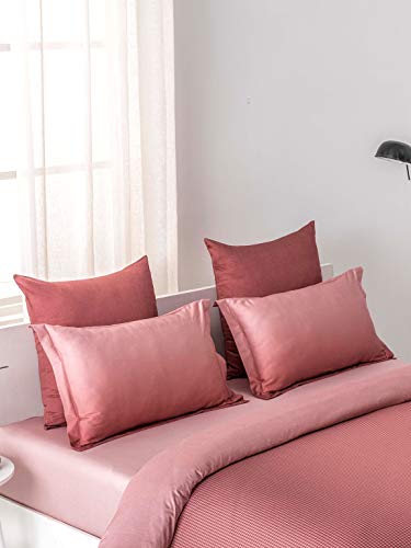 Image of DDECOR - Hounds Tooth 150TC 100% Cotton Double Bedsheet with 2 Pillow Covers, King Size, Red
