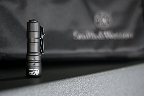 Smith & Wesson M&P Delta Force Cs 1Xcr123 215 Lumen Flashlight With 4 Modes, Waterproof Construction And Memory Retention For Survival, Hunting And Outdoor, Green 110147 #TOP5