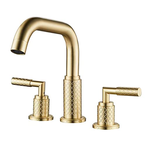 Robinet de lavabo pour rénover une salle de bains moderne en or brossé