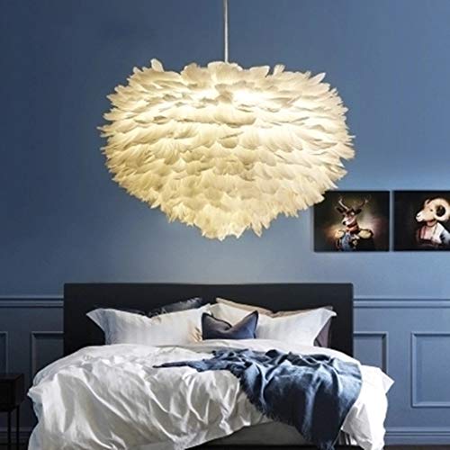 Plafonnier en plumes blanches de luxe luminaire décoratif chic pour chambre