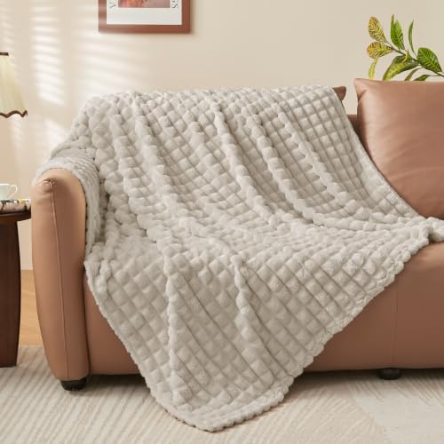 Image of BEDELITE 3D Checked Linen Fleece Throw Blanket for Couch, 50x70 Inch