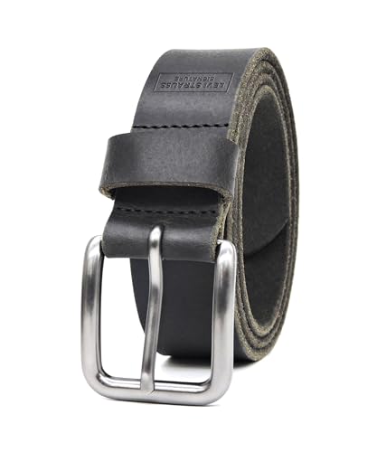 Signature by Levi Strauss & Co. Full Grain Leather Belt for Men.
