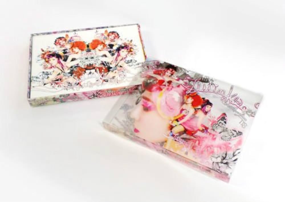 TaeTiSeo (SNSD)アルバム2個＋ポストカード＋ポストカードカレンダー TaeTiSeo (SNSD)アルバム2個＋ポストカード＋ポストカード