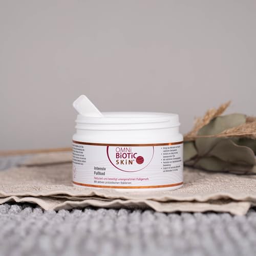 OMNi BiOTiC SKIN Intensiv-Fußbad | Mit aktiven probiotischen Bakterien | Reduziert und beseitigt unangenehmen Fußgeruch | Vegan | Dermatologisch getestet | 110 g Pulver