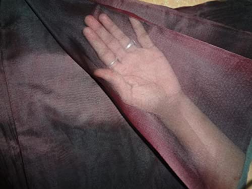 Organza de soie marron foncé et noir 279 cm pour volumes sans couture