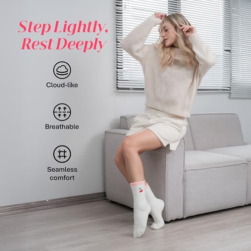 Image of COOLMATE Fuzzy Socks for Women Gift Box - Cozy Soft Cloud Socks for Spa Home, Mother's Day Gifts for Mom Grandma