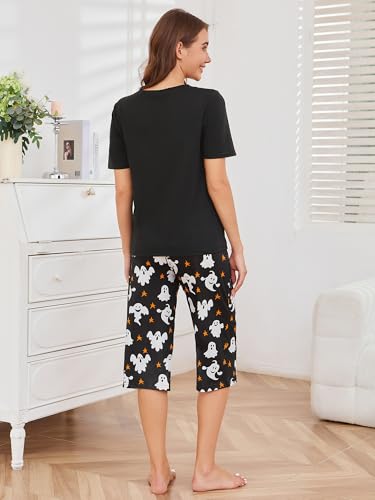 Women Two Piece Pajamas Sets Short Sleeve V Neck Tops and Capri Pants Sleepwear with Pockets2