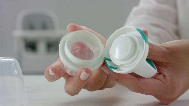 Baby Teething OXO Tot Silicone Self-Feeder 2-Pack (Teal/Pink