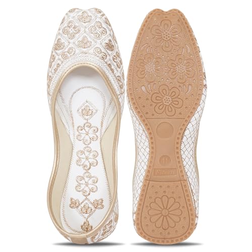 Image of Women's Embroidered Rajasthani Mojari Jutti | Ethnic Punjabi Juttis for Women & Girls | Flat Slip-On Footwear for Wedding, Festive & Casual Wear