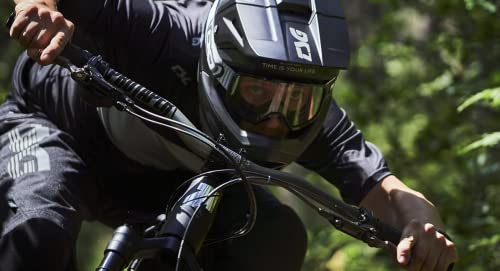 Casco integral VTT TSG Sentinel de alta resistencia y acabado premium negro 5