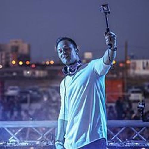 18: Superstar Belgian DJ Yves V Talks Life In Lockdown, Collaborations And Future Ventures!! Podcast Por  arte de portada