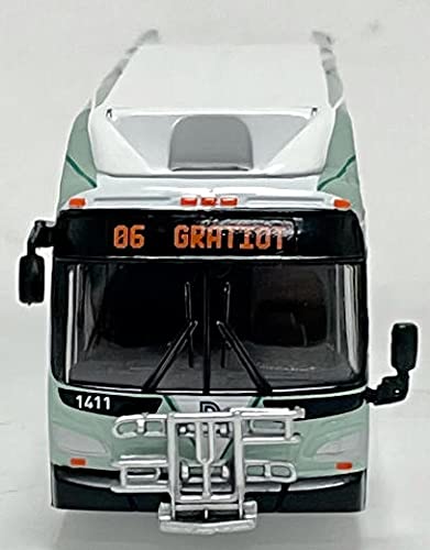 Amazon.com: Iconic Replicas New Flyer Xcelsior Detroit Department