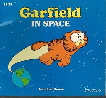 Paperback Garfield in Space Book