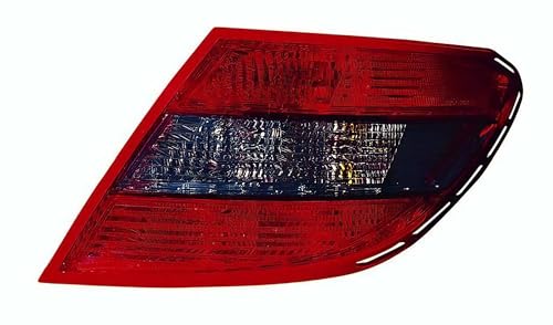 Optique arrière droit Mercedes W204 Berline fumé pour vos trajets du quotidien