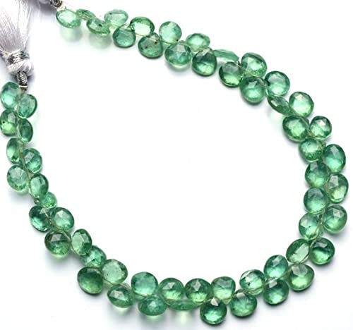 Kyanite verte naturelle en briolettes coeurs facettés pour fabrication de bijoux
