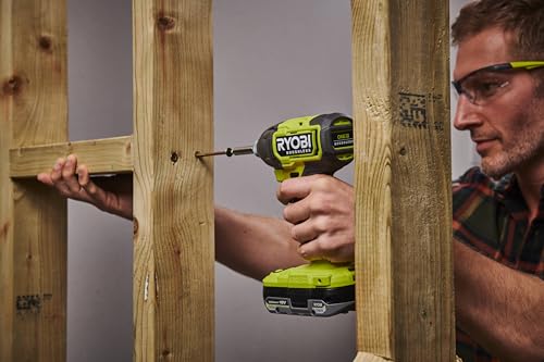 Visseuse à chocs RYOBI 18V pour visser dans le bois dur sans forcer