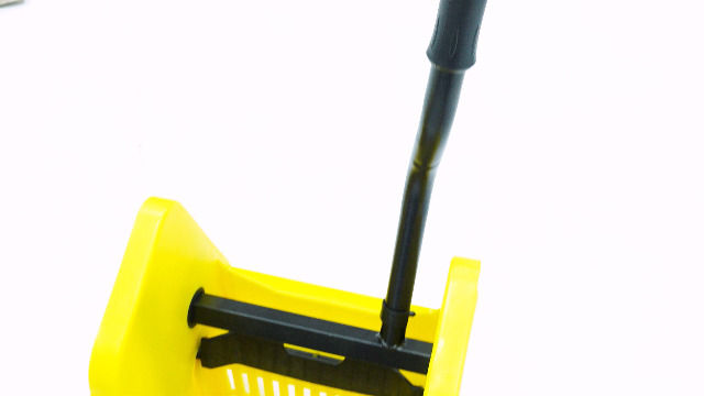 Amazon.com: Sasylvia Yellow Mop Wringer Down Press Mop Bucket