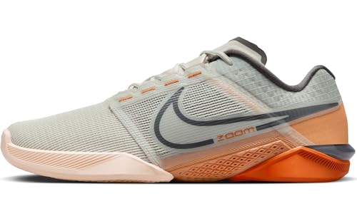 NIKE M Zoom Metcon Turbo 2, Sneaker Hombre, Light Bone/Medium Ash-Mica Green, 43 EU