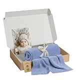 Entretien facile - Le matériau est facile à laver et sèche rapidement, tout en conservant sa douceur et sa forme même après de nombreux lavages. Les parents peuvent facilement maintenir la serviette à langer propre, ce qui est particulièrement important pour les soins quotidiens du bébé. Il est recommandé de le laver à la main à 30 degrés maximum, de ne pas le repasser et de ne pas le blanchir. Un lavage inapproprié à une température incorrecte peut provoquer le rétrécissement de la couverture.