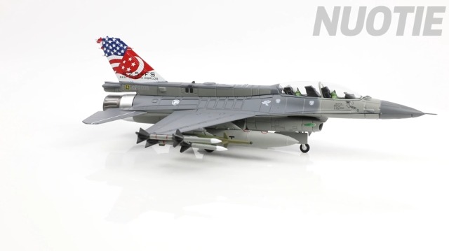 Modèle Avion De Chasse F16 En Alliage 1/72 - Collection, Décoration Étagère Avec Base