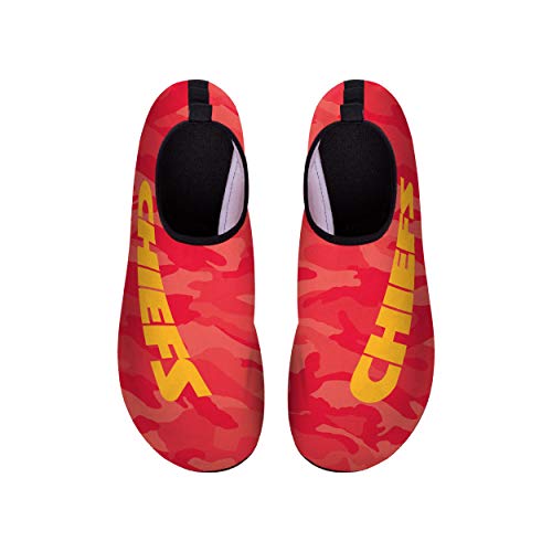 Image of FOCO Men's NCAA & NFL Team Camo Water Shoe