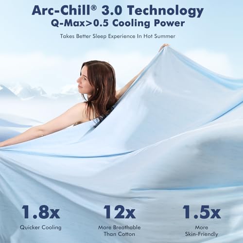 Image of Elegear Double-Sided Arc-Chill 3.0 Cooling Blanket for Hot Sleepers, Twin | Q-Max>0.5 Cooling Fabric, Absorbs Heat to Keep Body Cool, Lightweight Summer Blankets for Night Sweats & Menopause, 59 inchx79 inch