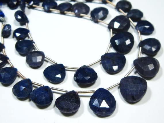 Saphir bleu facetté en grands cœurs de 8-13mm pour création de bijoux uniques en fil de 20cm