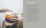 Zoom IMG-2 icelandic knits 18 timeless lopapeysa