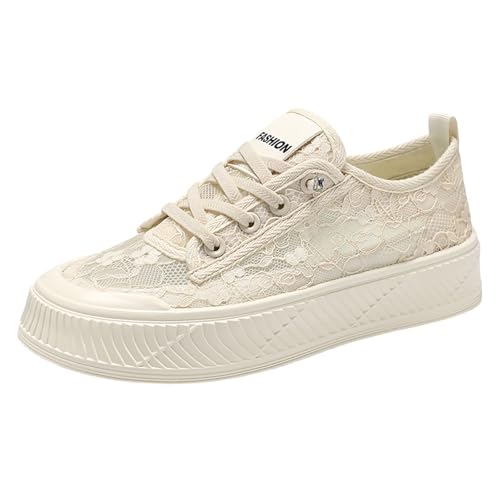 Chaussures blanches plateforme : fini les pieds fatigués en marche