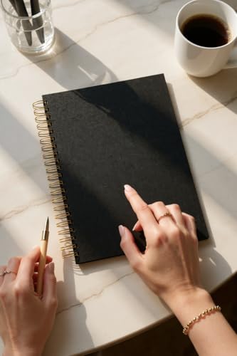 Çizgili Spiralli Not Defteri, A4 Boyut (21x29,7 cm), 120 Yaprak (240 Sayfa), 90 g. Ivory Kağıt, Ofis için İdeal (Siyah)