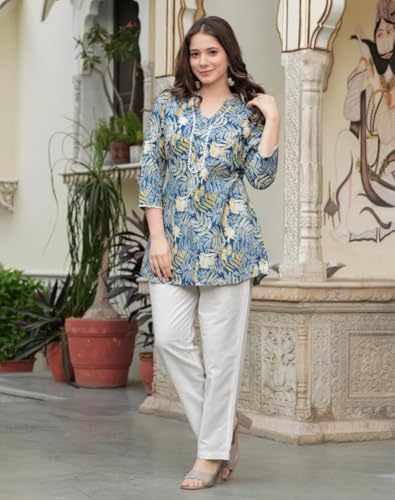 Image of Women's Cotton Floral Printed V-Neck A-Line Kurta /Regular Fit Kurti-3 /4 Sleeve