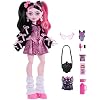 Monster High Doll، Draculaura في فستان على شكل قوس وردي وسترة سوداء مع عدد خفافيش الحيوانات الأليفة رائع و7 إكسسوارات مثل الرامن وأحمر الشفاه والمحفظة